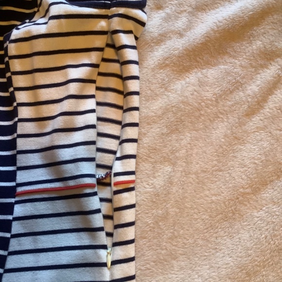 Tommy Hilfiger - Picture 3 of 5